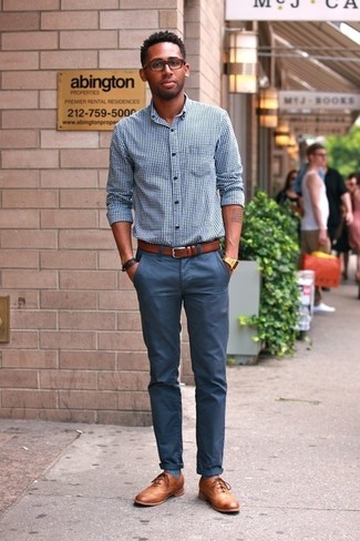 Comment porter des chaussures brogues en cuir marron clair