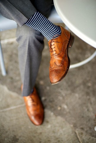 Comment porter des chaussures brogues en cuir marron clair