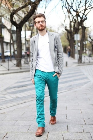 Comment porter des chaussures brogues en cuir marron clair