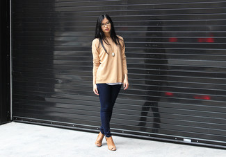 Comment porter des mules en cuir marron clair