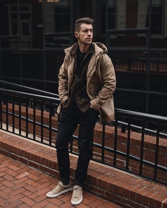 Comment porter une parka marron clair en hiver