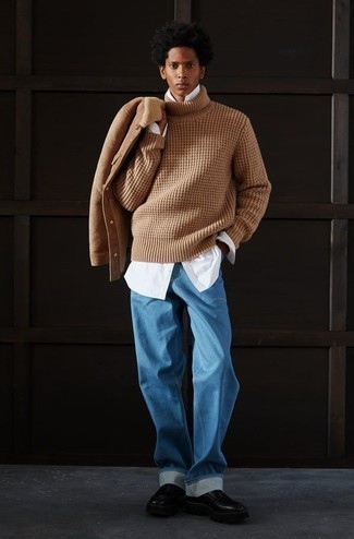 Comment porter une veste en peau de mouton retournée marron clair pour un style chic decontractés