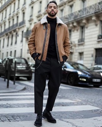 Comment porter une veste en peau de mouton retournée marron clair pour un style chic decontractés