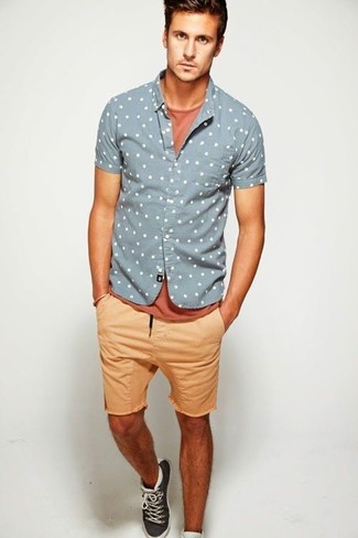 Comment porter un short marron clair