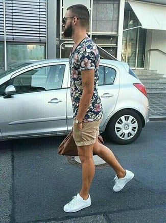 Comment porter un short marron clair