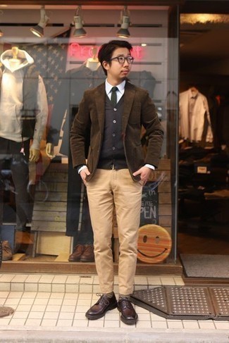 Comment porter des chaussettes marron clair