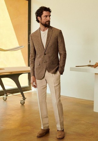 Comment porter des espadrilles en daim marron clair