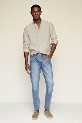Comment porter des espadrilles en daim marron clair