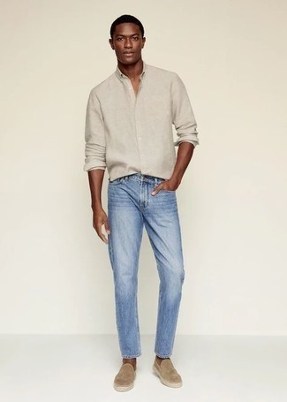 Comment porter des espadrilles en daim marron clair