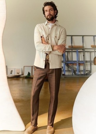 Comment porter des espadrilles en daim marron clair