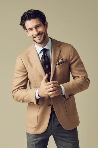 Comment porter un blazer en laine marron clair