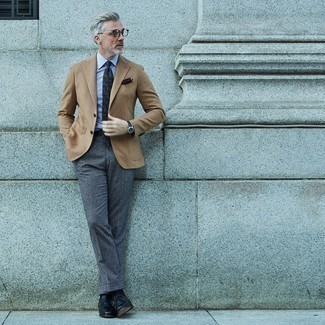 Comment porter un blazer en laine marron clair pour un style elégantes