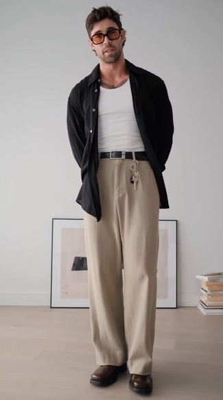 Comment porter un débardeur pour un style decontractés au printemps