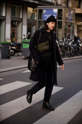 Comment porter un sac banane bleu canard
