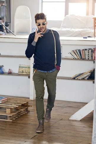Comment porter un pantalon bleu canard