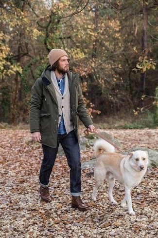 Comment porter une parka bleu canard en hiver