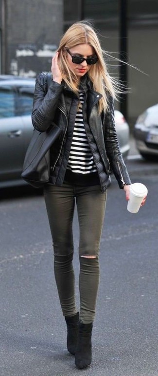Comment porter un jean skinny bleu canard