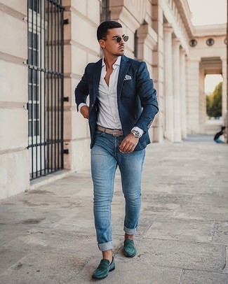 Comment porter des slippers en daim bleu canard