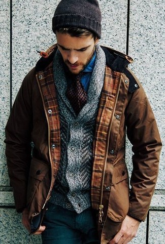 Comment porter une cravate pour un style decontractés