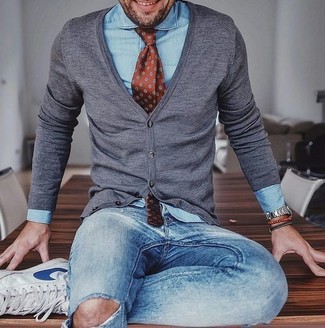 Comment porter une cravate pour un style relax