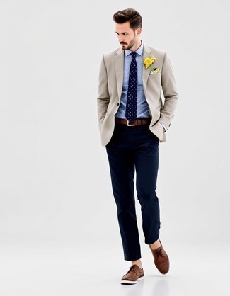Un blazer à porter avec des chaussures brogues tabac