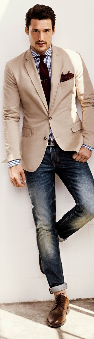 Un blazer à porter avec des chaussures brogues tabac