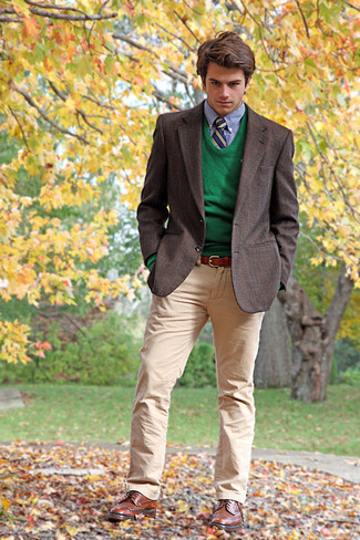 Un blazer à porter avec des chaussures brogues tabac