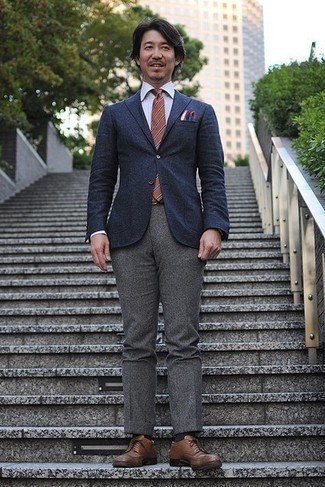 Un blazer à porter avec des chaussures brogues tabac