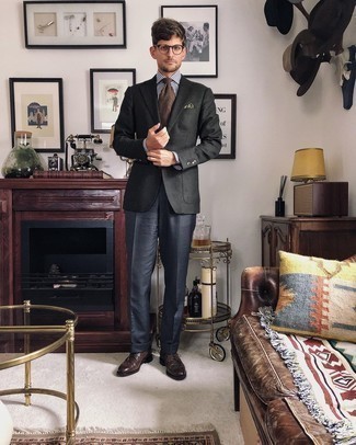 Un blazer à porter avec des chaussures brogues tabac