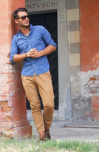 Une chemise de ville à porter avec des chaussures derby tabac