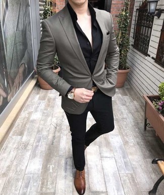 Une chemise de ville à porter avec des chaussures derby tabac