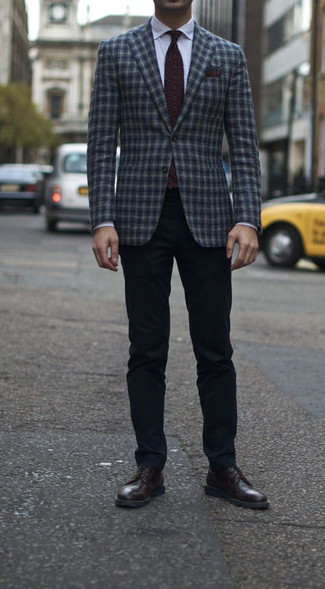 Une chemise de ville à porter avec des chaussures derby tabac au printemps