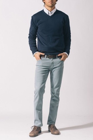 Une chemise de ville à porter avec des chaussures derby tabac au printemps