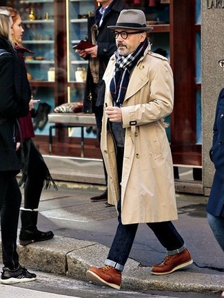 Comment porter des bottes de loisirs en cuir tabac