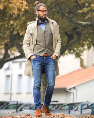 Comment porter des bottines chelsea en daim tabac