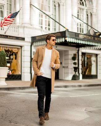 Comment porter des lunettes de soleil tabac pour un style chic decontractés au printemps
