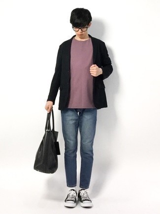Comment porter un sac fourre-tout à l'adolescence