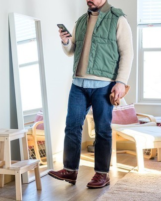 Comment porter un pull à col roulé avec un jean