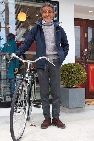 Comment porter un pull à col roulé quand il fait chaud après 60 ans