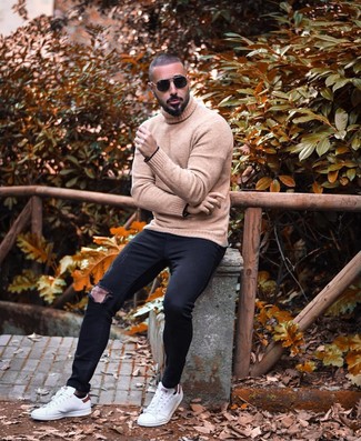 Comment porter un pull à col roulé pour un style relax quand il fait chaud