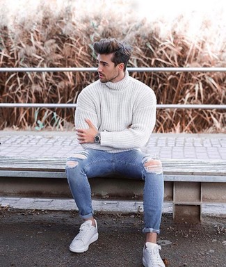 Comment porter un pull à col roulé pour un style relax