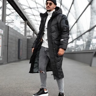 Comment porter un pull à col roulé pour un style relax