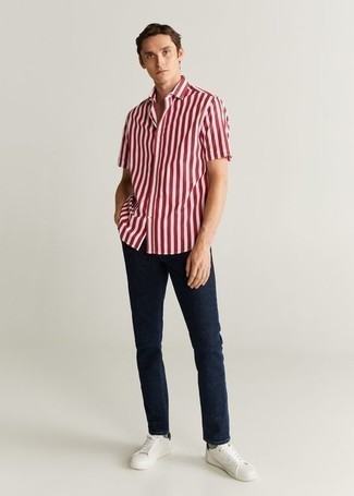 Chemise à manches courtes à rayures verticales blanc et rouge Bode