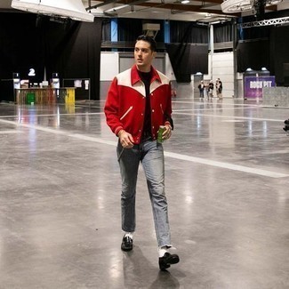 Comment porter une veste universitaire pour un style chic decontractés quand il fait chaud
