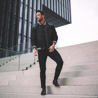 Comment porter une veste universitaire pour un style decontractés
