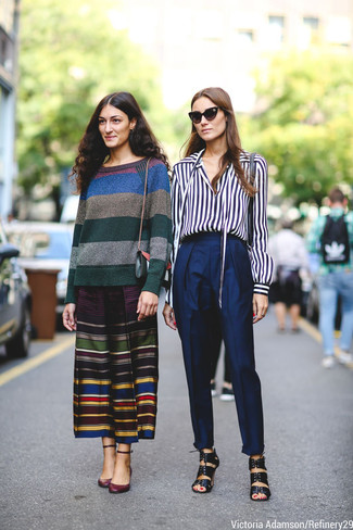 Comment porter un chemisier à rayures verticales pour un style elégantes