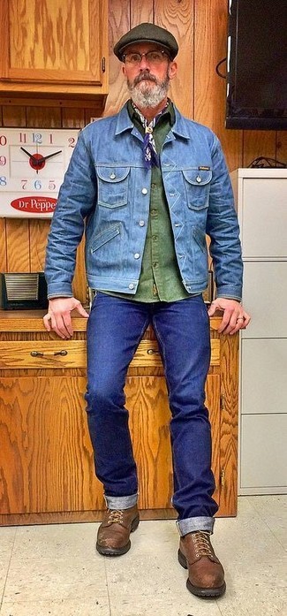 Un jean skinny à porter avec des bottes de loisirs tabac: Pense à associer une veste en jean bleue avec un jean skinny pour une tenue idéale le week-end. Assortis cette tenue avec une paire de bottes de loisirs tabac pour afficher ton expertise vestimentaire.