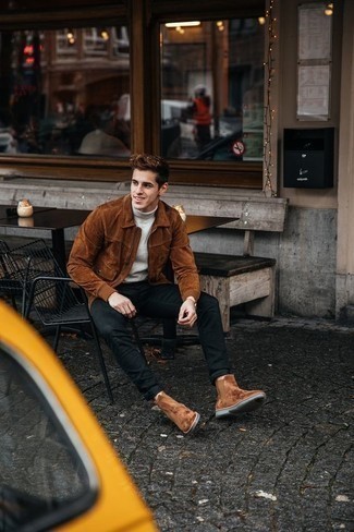 Comment porter une veste harrington marron à 20 ans: Essaie d'associer une veste harrington marron avec un jean noir pour une tenue idéale le week-end. Une paire de bottines chelsea en daim tabac est une façon simple d'améliorer ton look.
