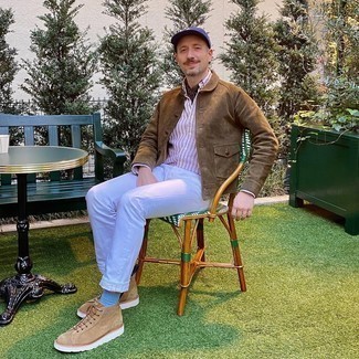 Comment porter une casquette de base-ball violette