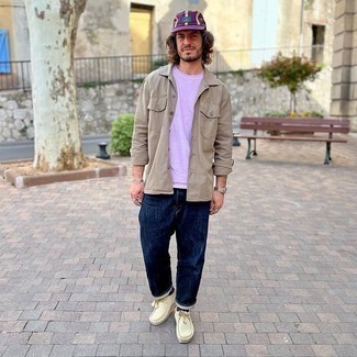 Comment porter une casquette de base-ball violette